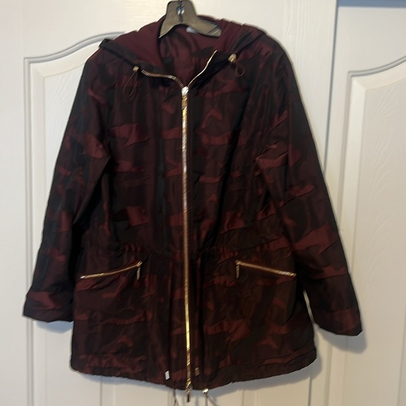 NWOT Chico’s Zenergy Anorak Camo Jacket - Picture 3 of 11